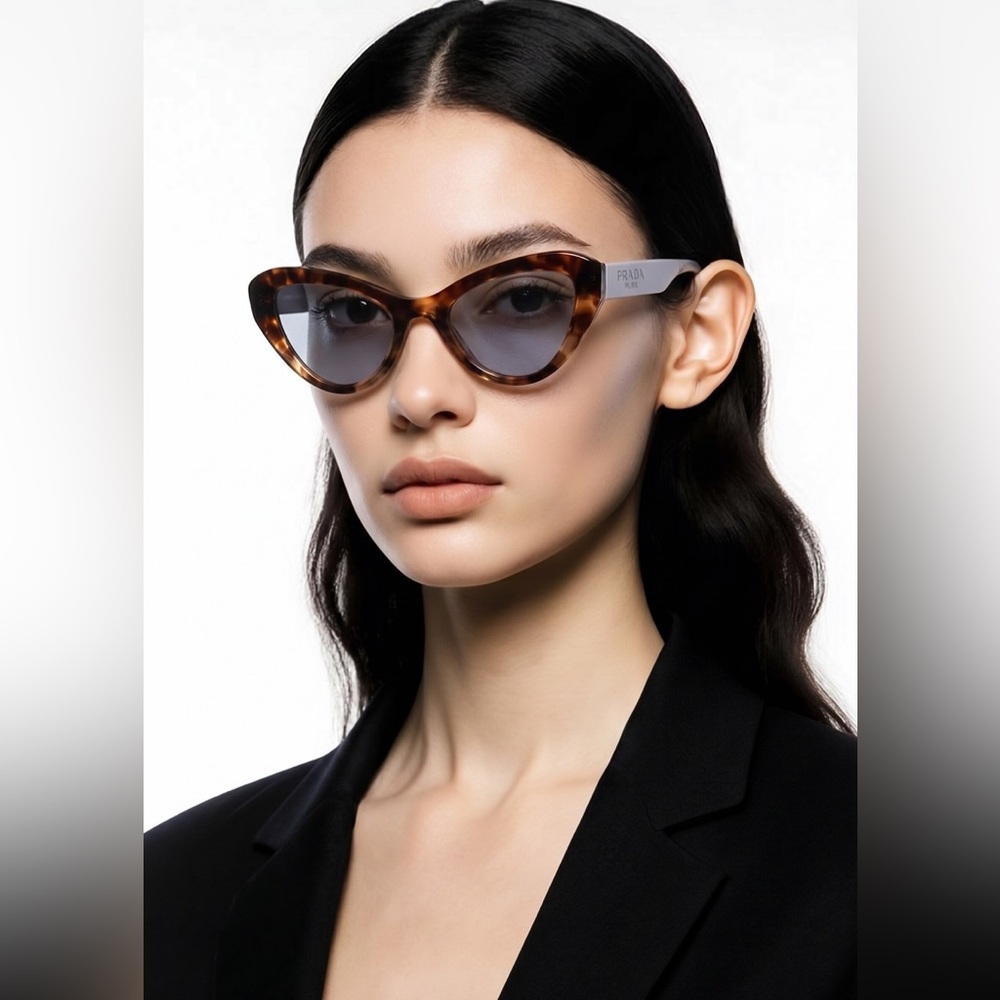 New Authentic PRADA Sunglasses – SPR 13Y 07R-08I - Picture 4 of 16